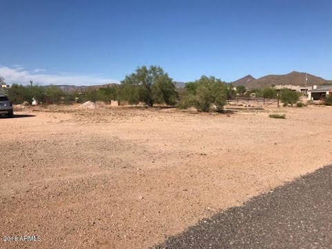 Real property in the marketplace in 39720 N Central Avenue Phoenix, Arizona 85086