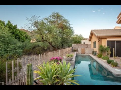 True property for sale in 3042 E Sierra Vista Pressure Phoenix, Arizona 85016